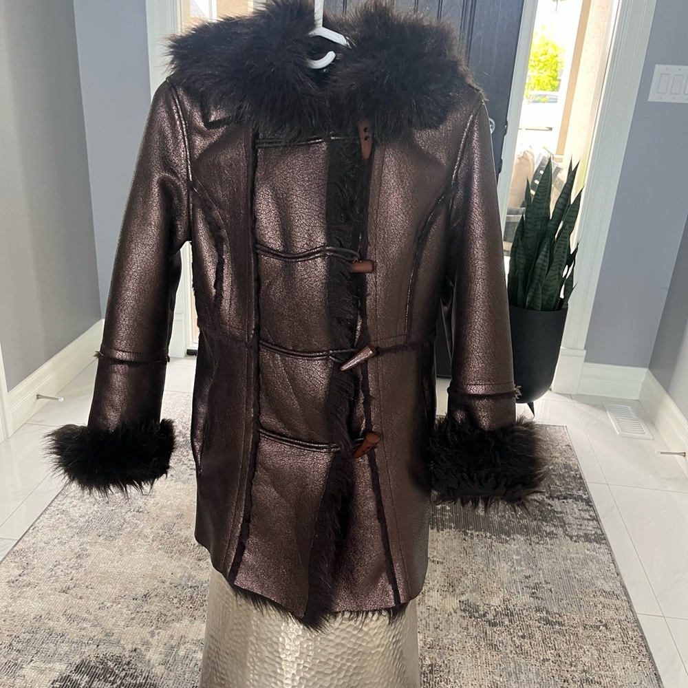 Jones🤎 New York petite size small brown coloured faux shearling winter coat🤎
